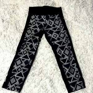 Lorna Jane xs capri leggings